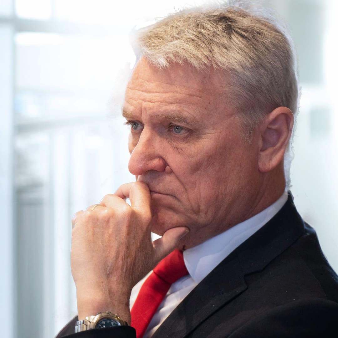 bernhard_hauser_1080x1080